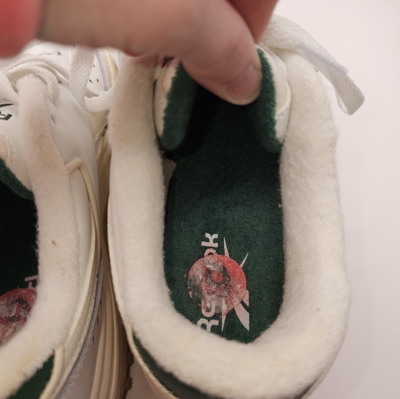 Reebok, Women's Size 6, White and Green Sneakers - Picture 7 of 9